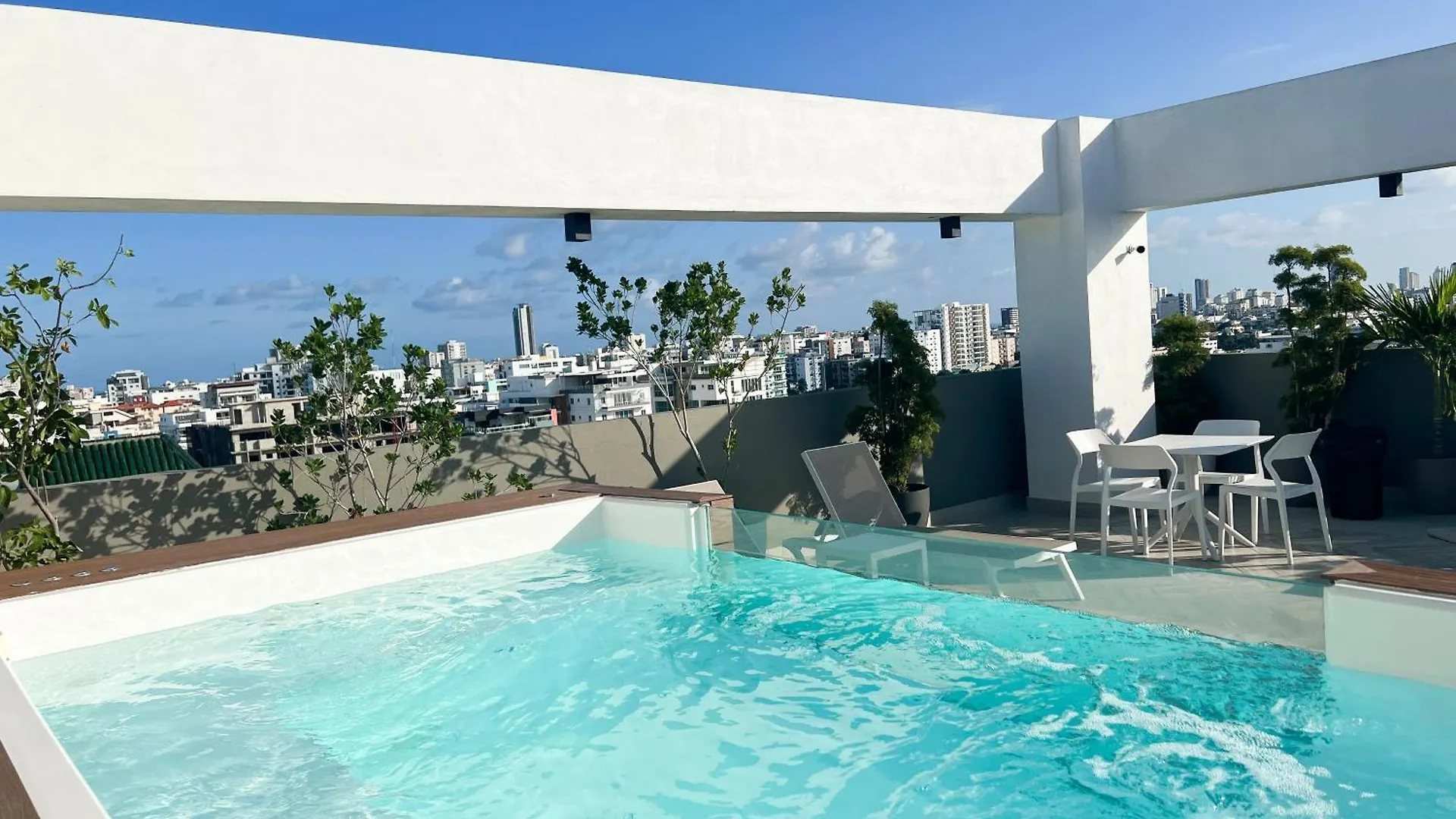 Apartamento Centrico En Evaristo Morales, Santo Domingo 0*,