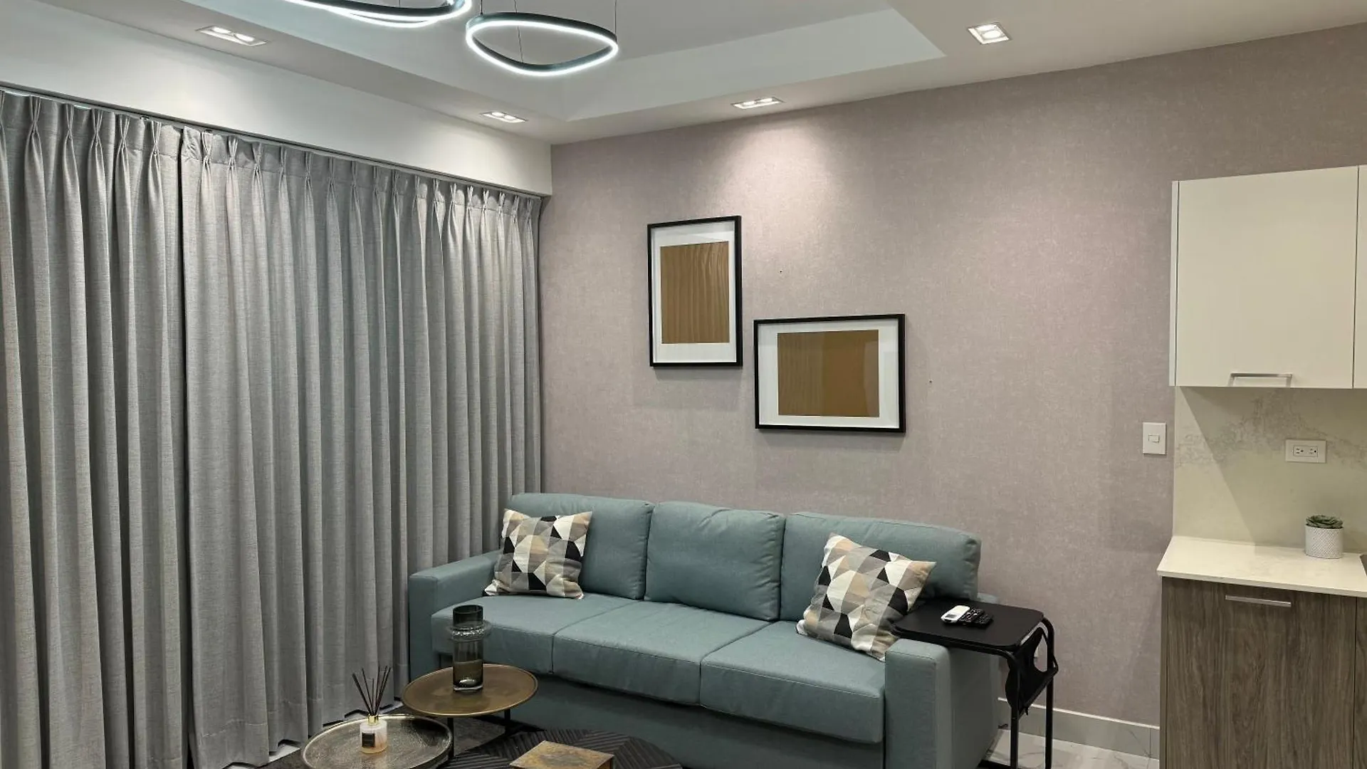Apartamento Centrico En Evaristo Morales, Santo Domingo Apartment